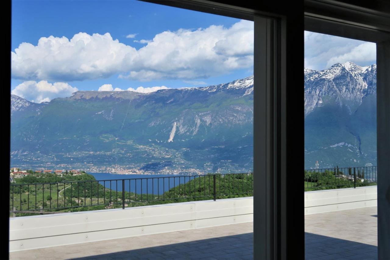 Oasi Da Vinci Aparthotel Tignale Exterior foto