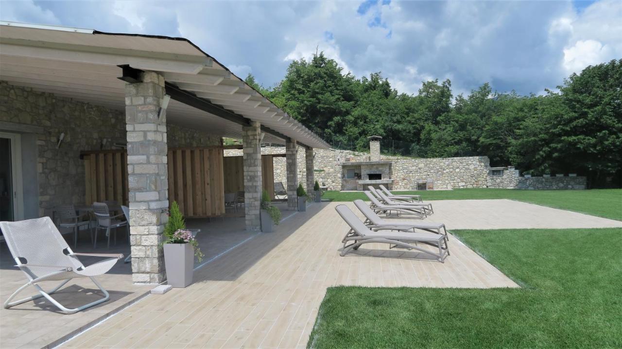 Oasi Da Vinci Aparthotel Tignale Exterior foto