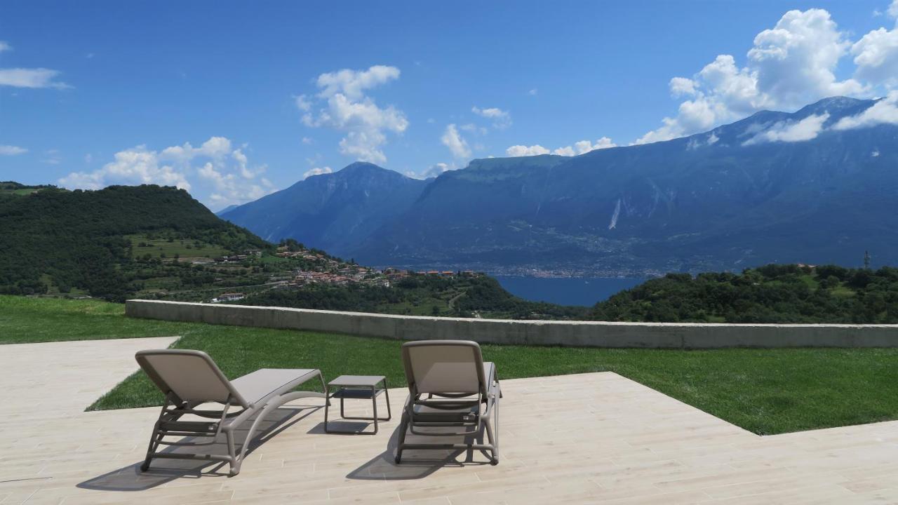Oasi Da Vinci Aparthotel Tignale Exterior foto