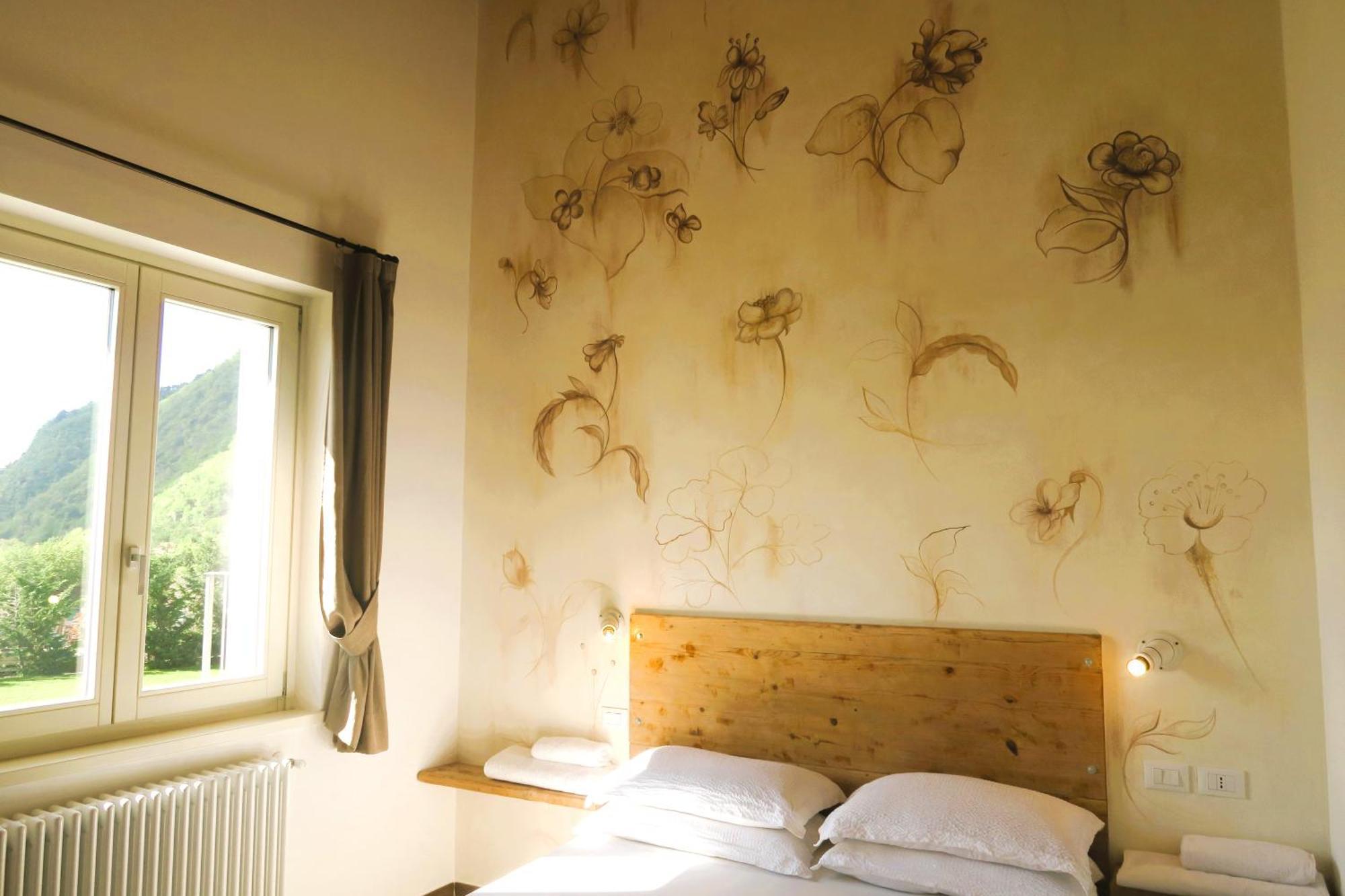 Oasi Da Vinci Aparthotel Tignale Exterior foto